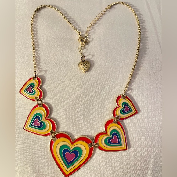 Betsey Johnson Jewelry - BETSY JOHNSON rainbow heart necklace♥️💙❤️💜